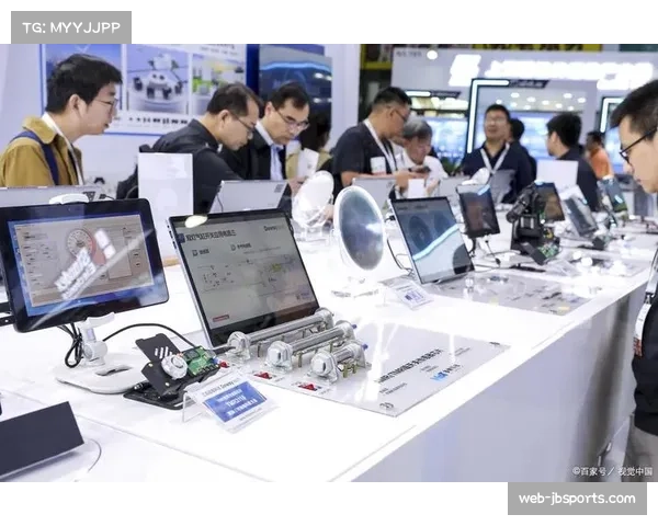 技术应用：联盟将在下赛季部分场馆测试用于辅助判罚的场内传感器技术